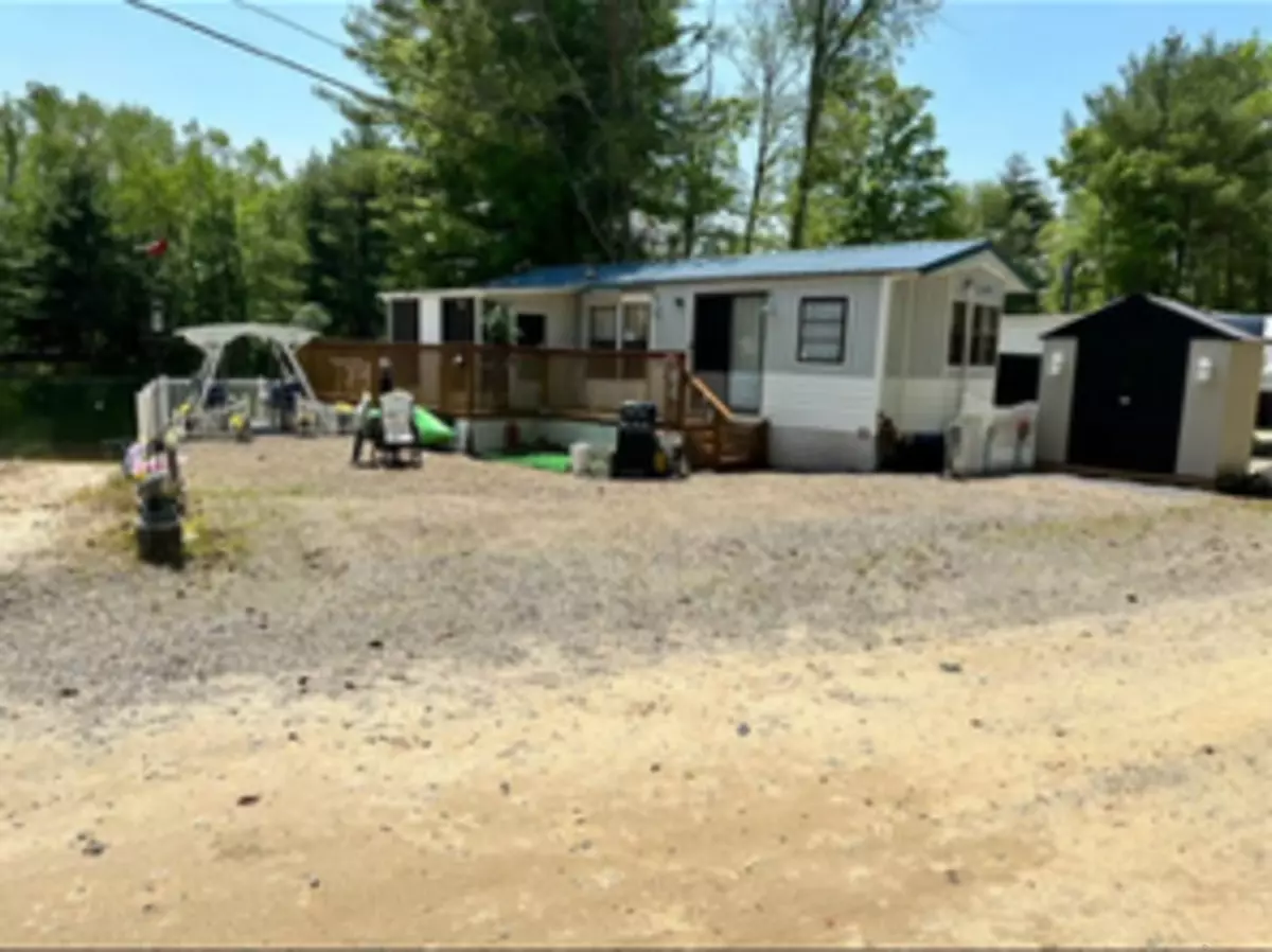 Stafford, CT 06076,8 South Road #W86