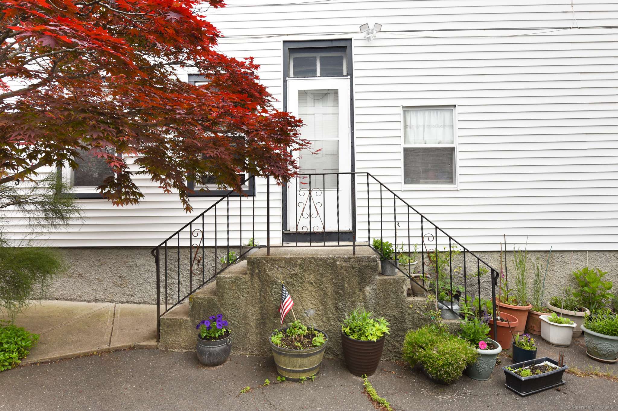 Bridgeport, CT 06604,114 Jones Avenue