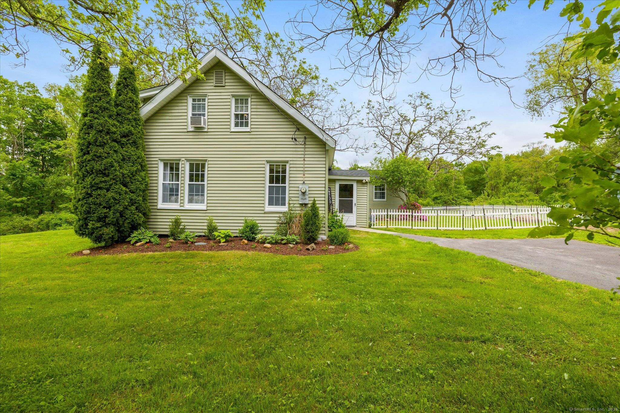 Ashford, CT 06278,123 Kennerson Reservoir Road