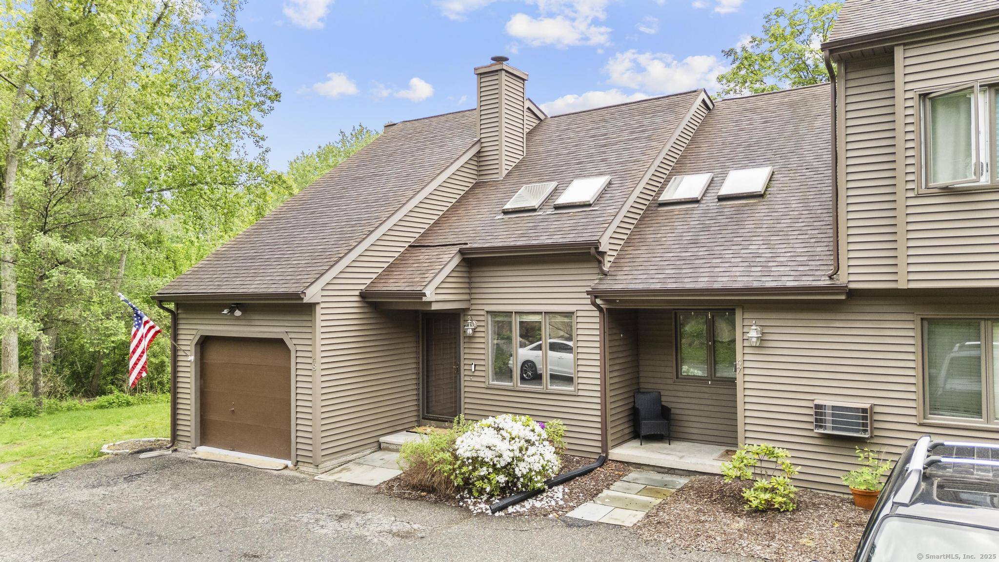 48 Twin Oaks #48, New Milford, CT 06776