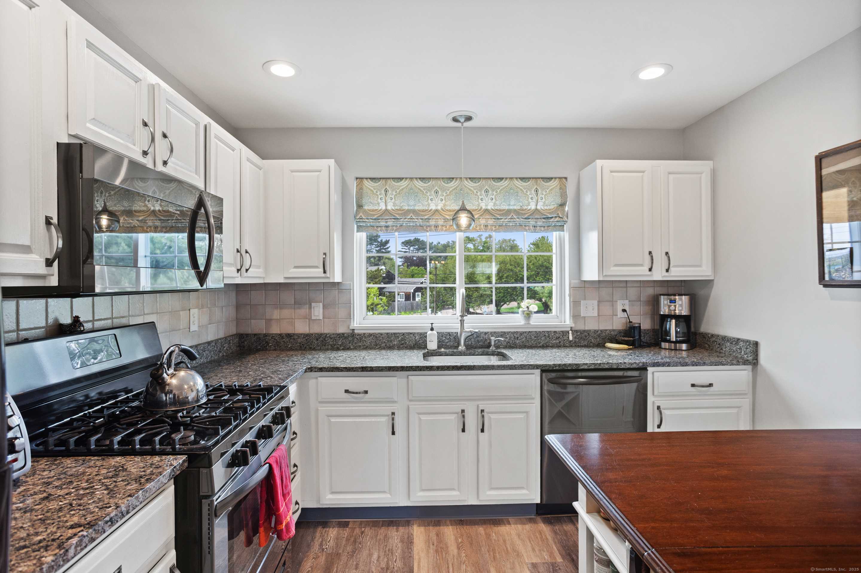 560 Silver Sands Road #902, East Haven, CT 06512