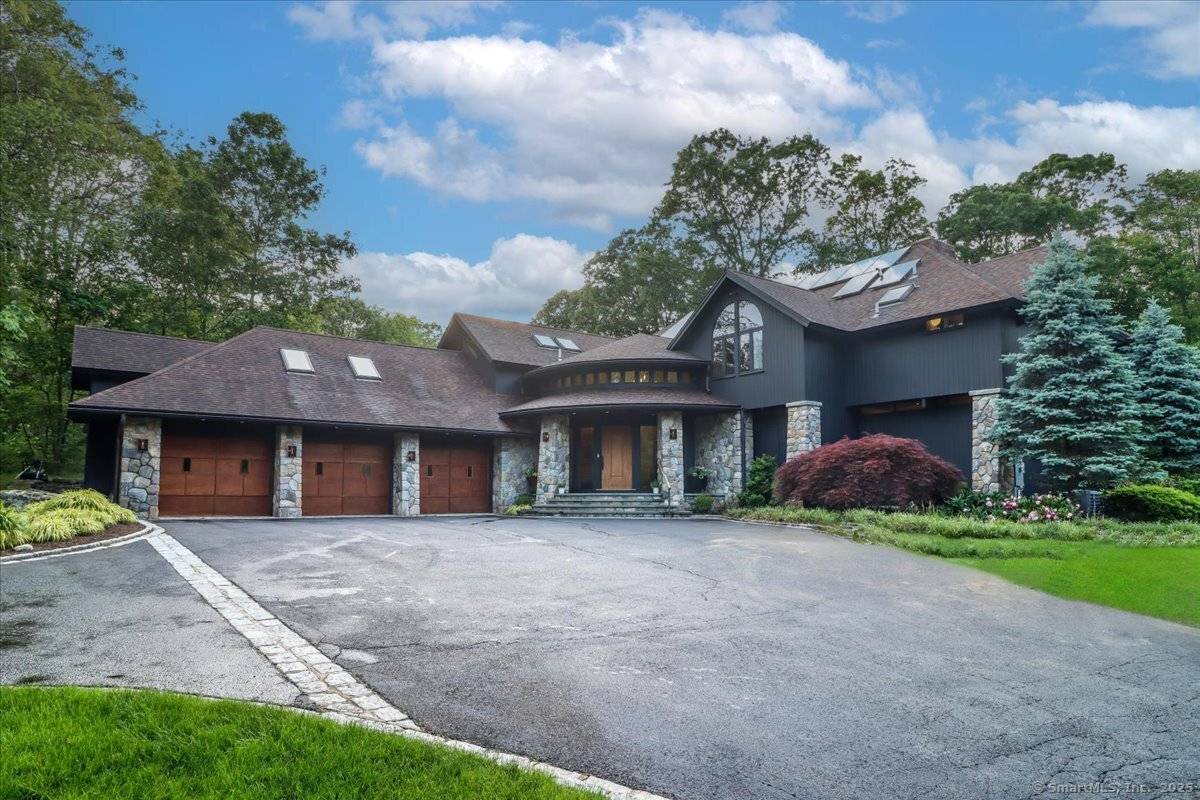 93 Graenest Ridge Road, Wilton, CT 06897