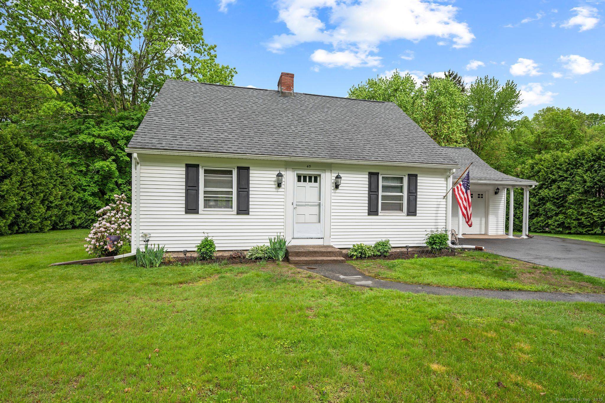 Plymouth, CT 06786,45 South Eagle Street