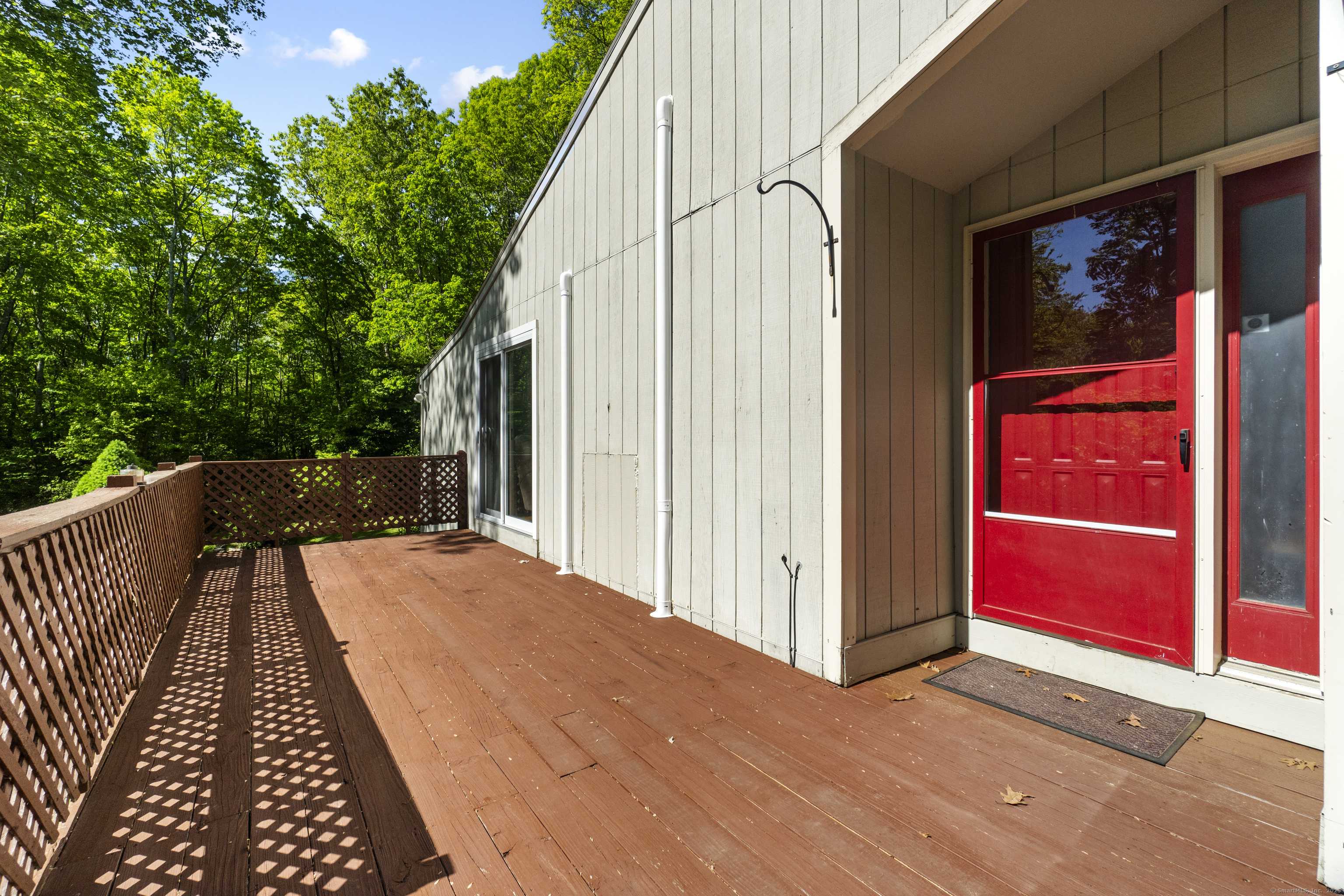 Waterford, CT 06375,190 Old Colchester Road