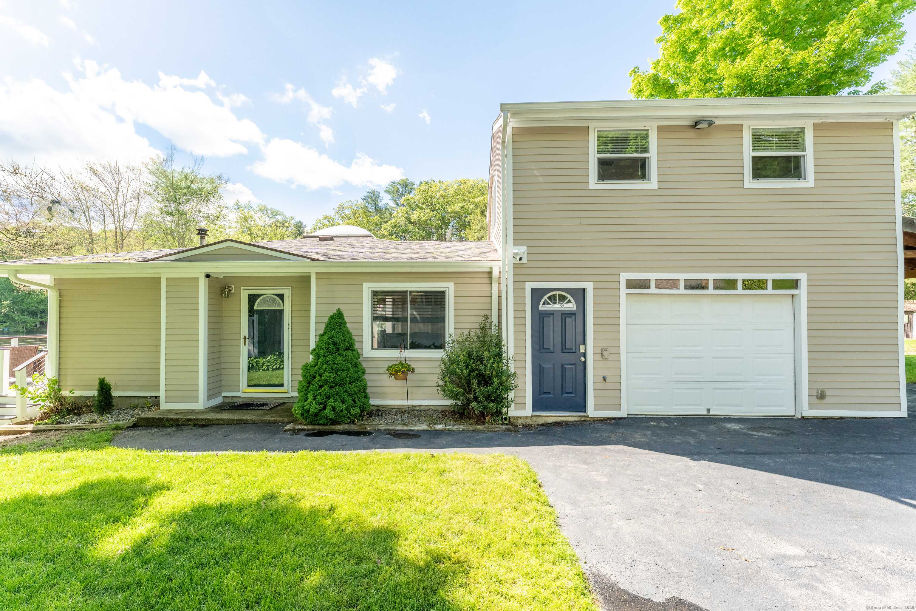 Woodstock, CT 06281,72 Lake View Drive