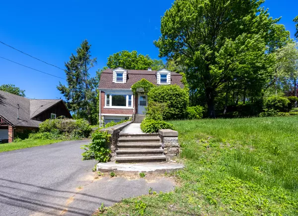 Watertown, CT 06779,23 Prospect Avenue