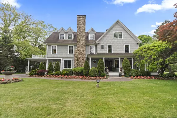 18 Ferry Road,  Old Lyme,  CT 06371