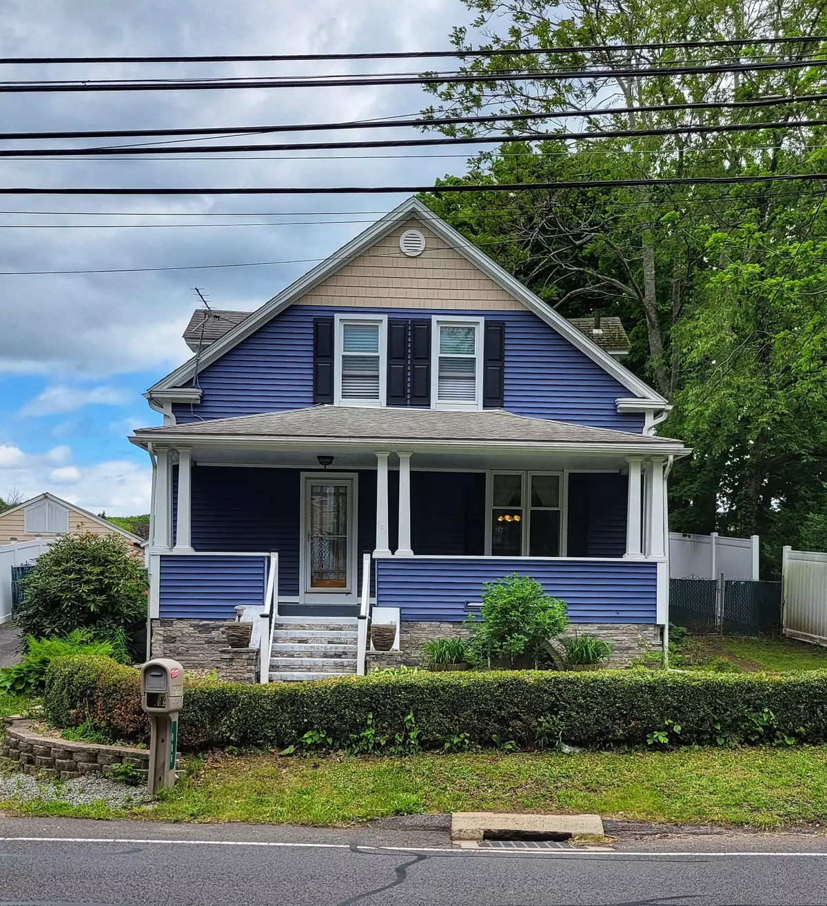 Meriden, CT 06450,909 North Colony Road