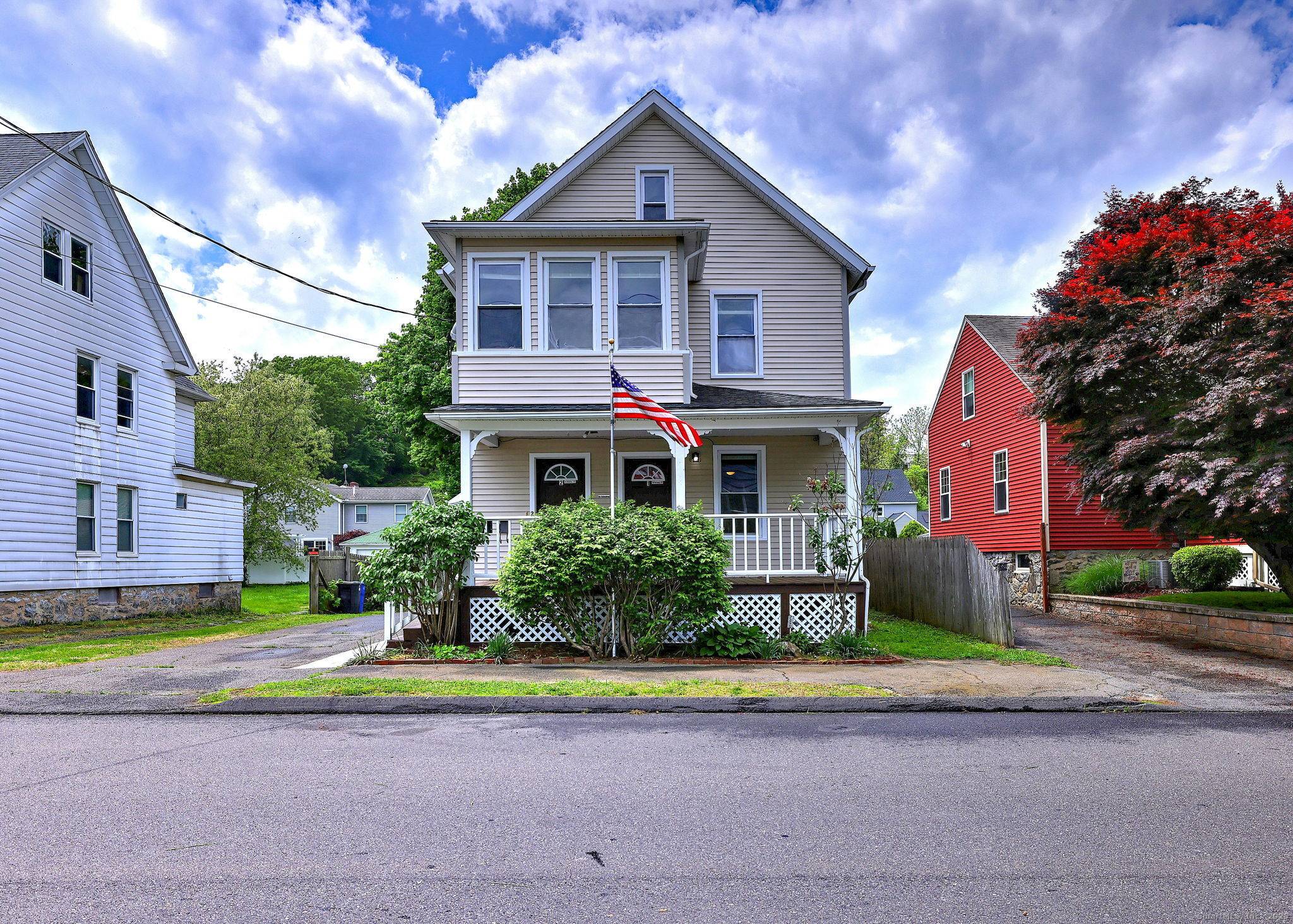 44 Emmett Avenue, Derby, CT 06418