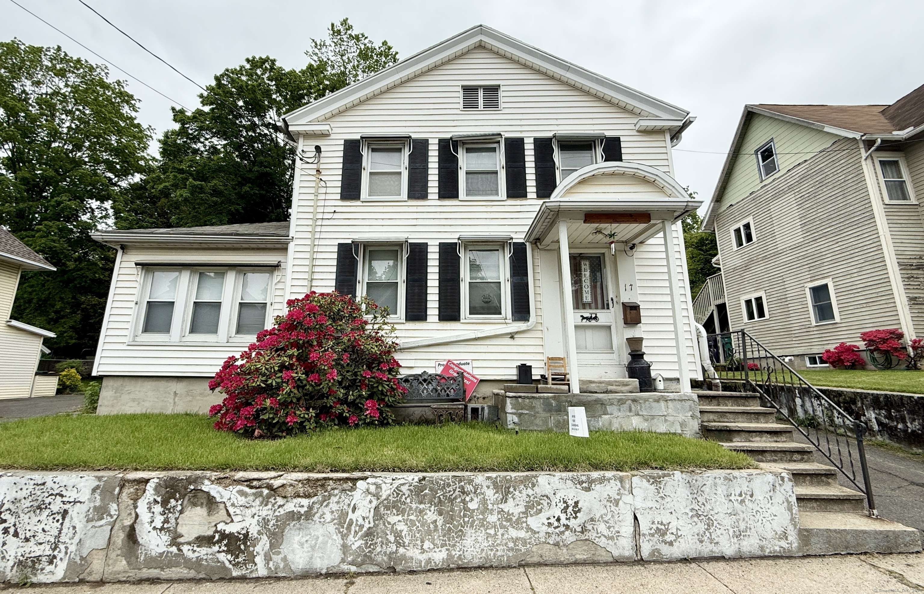 17 Maple Street, Seymour, CT 06483