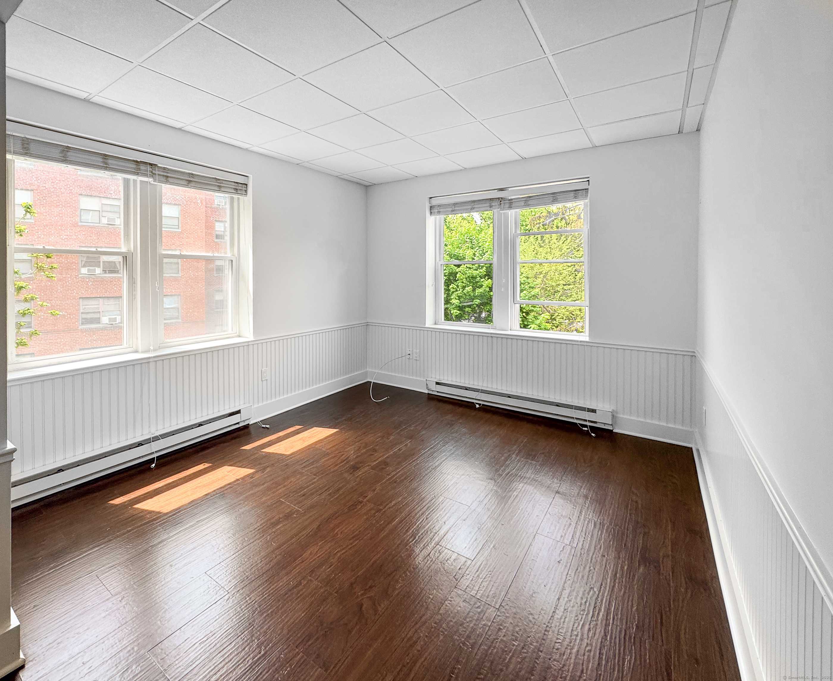 Stamford, CT 06902,70 Strawberry Hill Avenue #5GR4