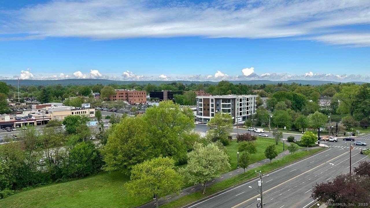 West Hartford, CT 06107,920 Farmington Avenue #505