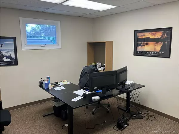 West Haven, CT 06516,486 Derby Avenue #103