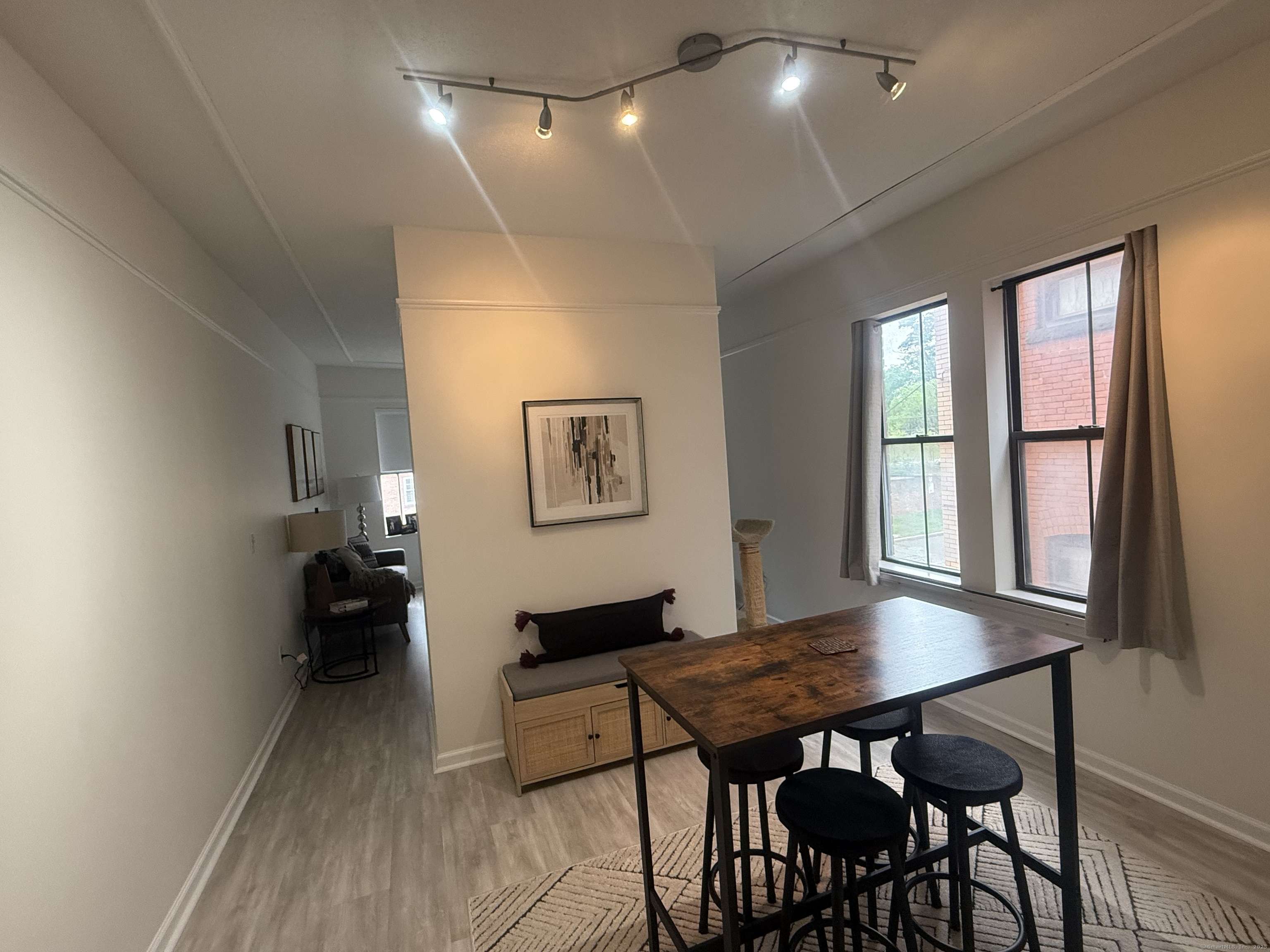 Hartford, CT 06114,16 Essex Street #5D