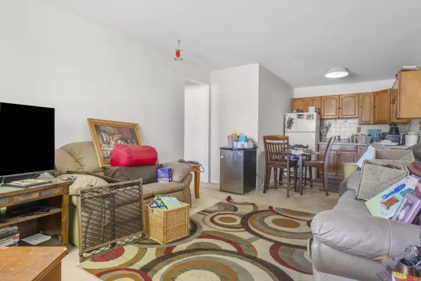 Stratford, CT 06615,1168 Main Street #B2