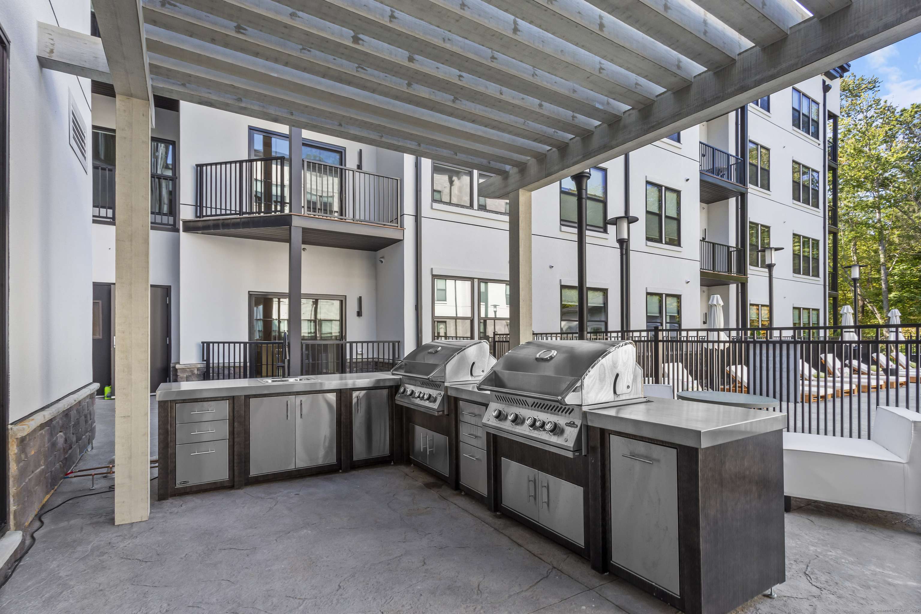 Bloomfield, CT 06002,65 Jolley Drive #317