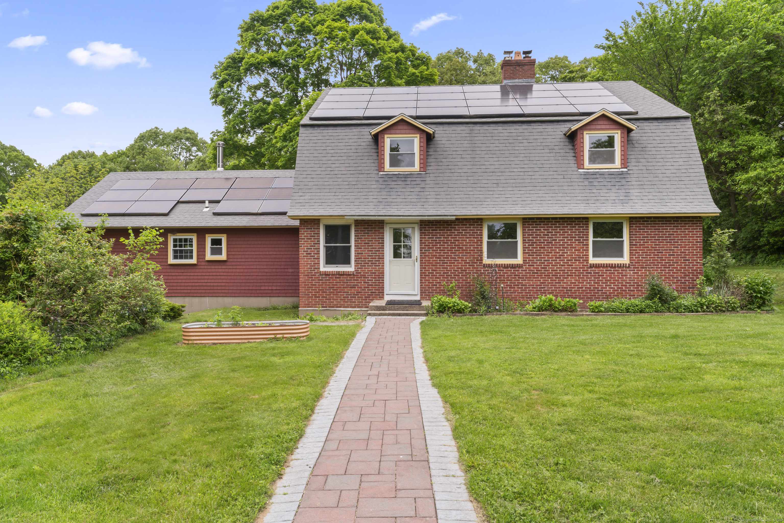 405 Chestnut Tree Hill Road, Oxford, CT 06478
