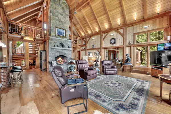 Southbury, CT 06488,218 Kuhne Road