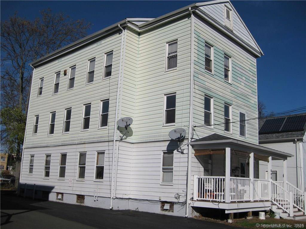 Bristol, CT 06010,40 Orchard Street