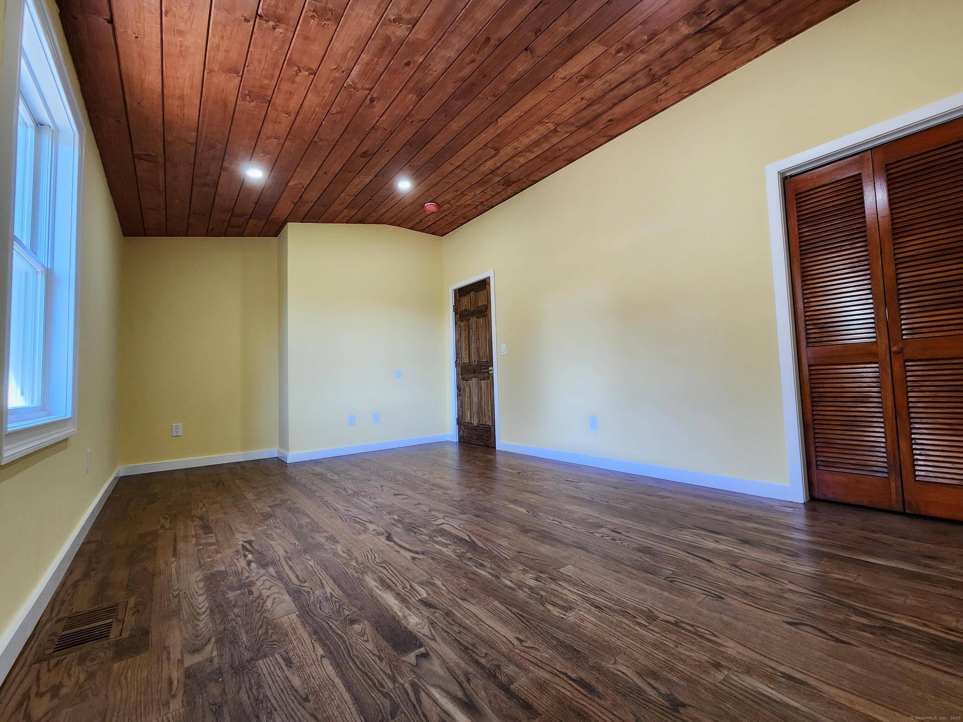 Trumbull, CT 06611,70 Craig Lane