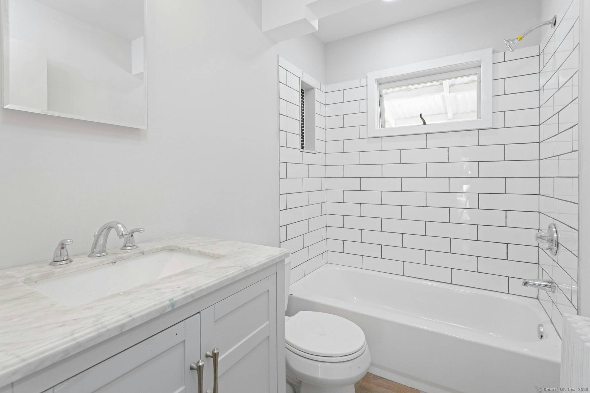 Bridgeport, CT 06606,184 Merritt Street
