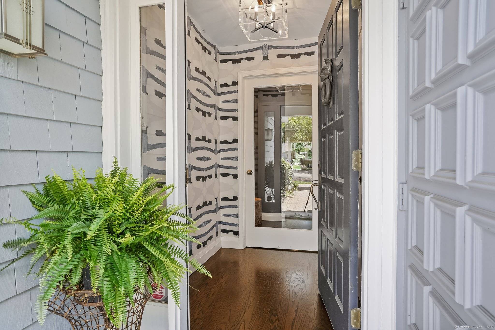 Westport, CT 06880,325 Lansdowne #325