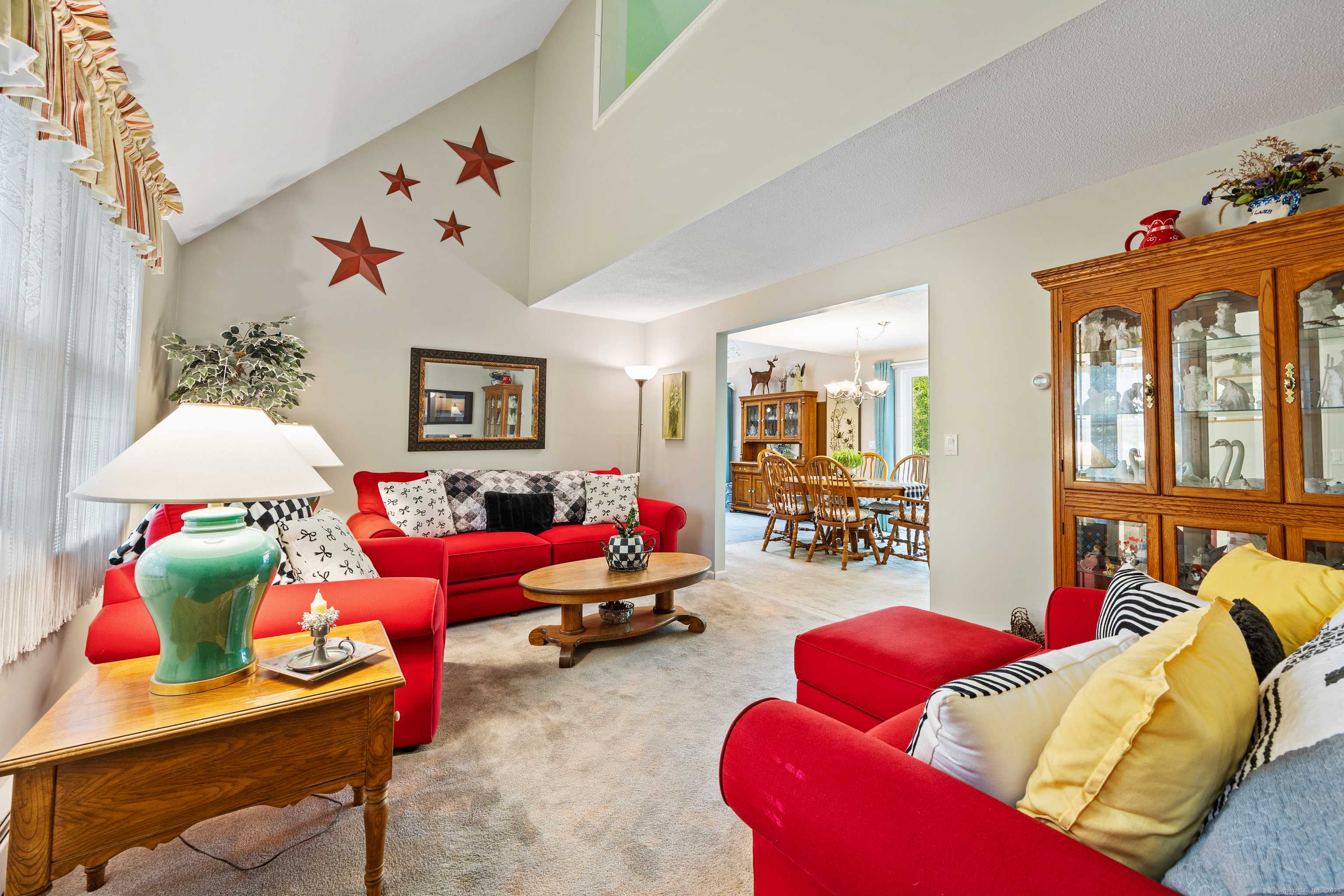 Old Saybrook, CT 06475,76 River Street West