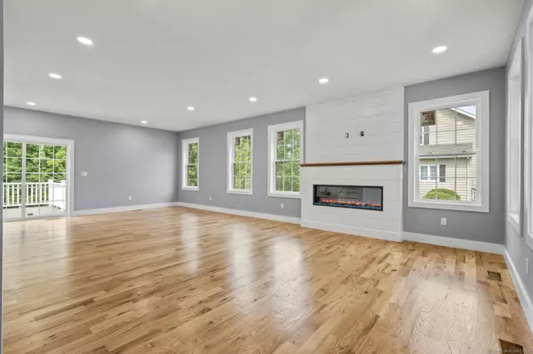 Waterbury, CT 06708,116 Joshua Town Road