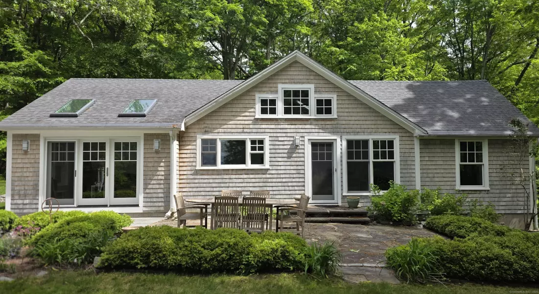 24 River Road, Deep River, CT 06417
