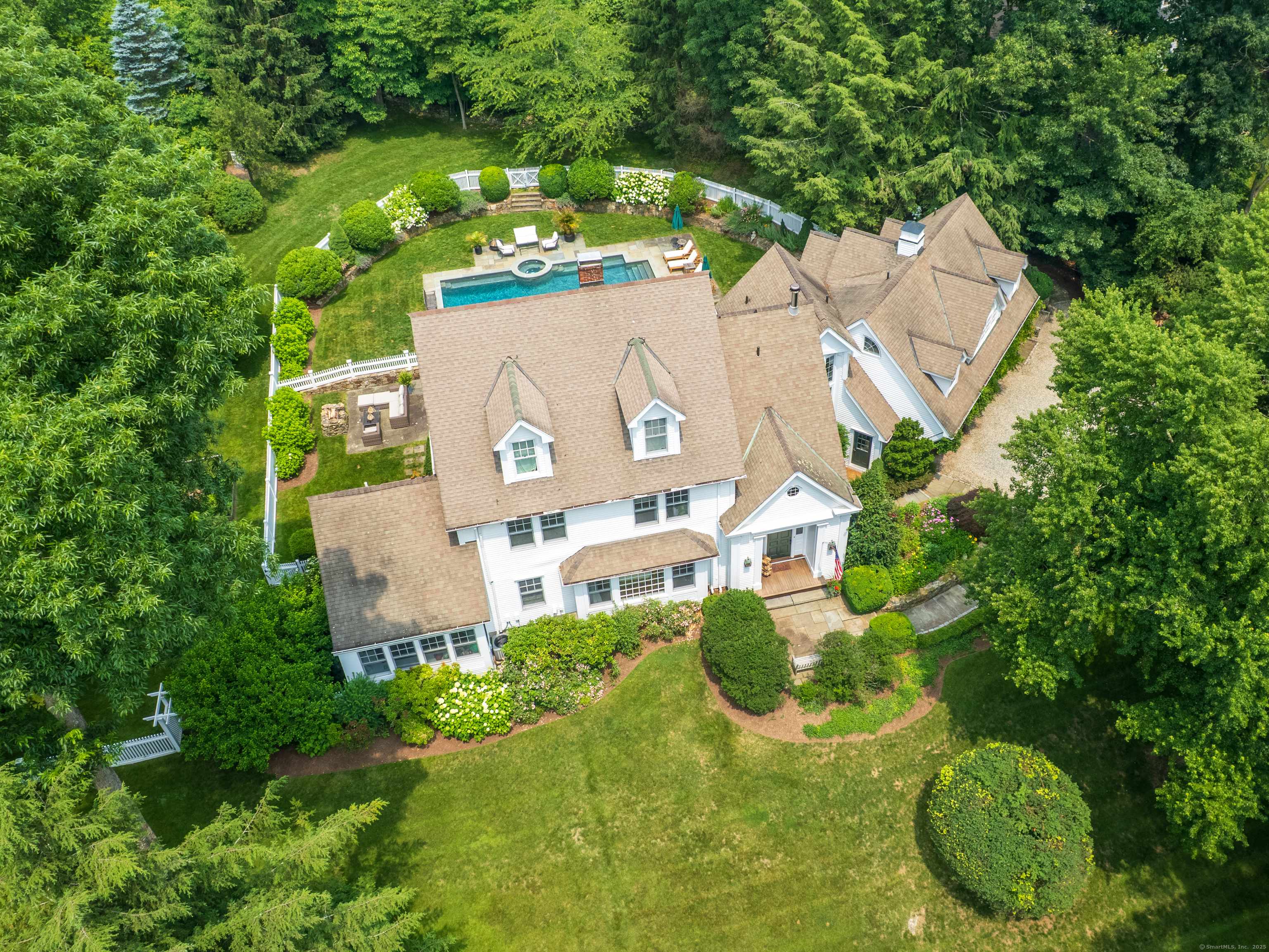 8 Cobbs Mill Road, Wilton, CT 06897