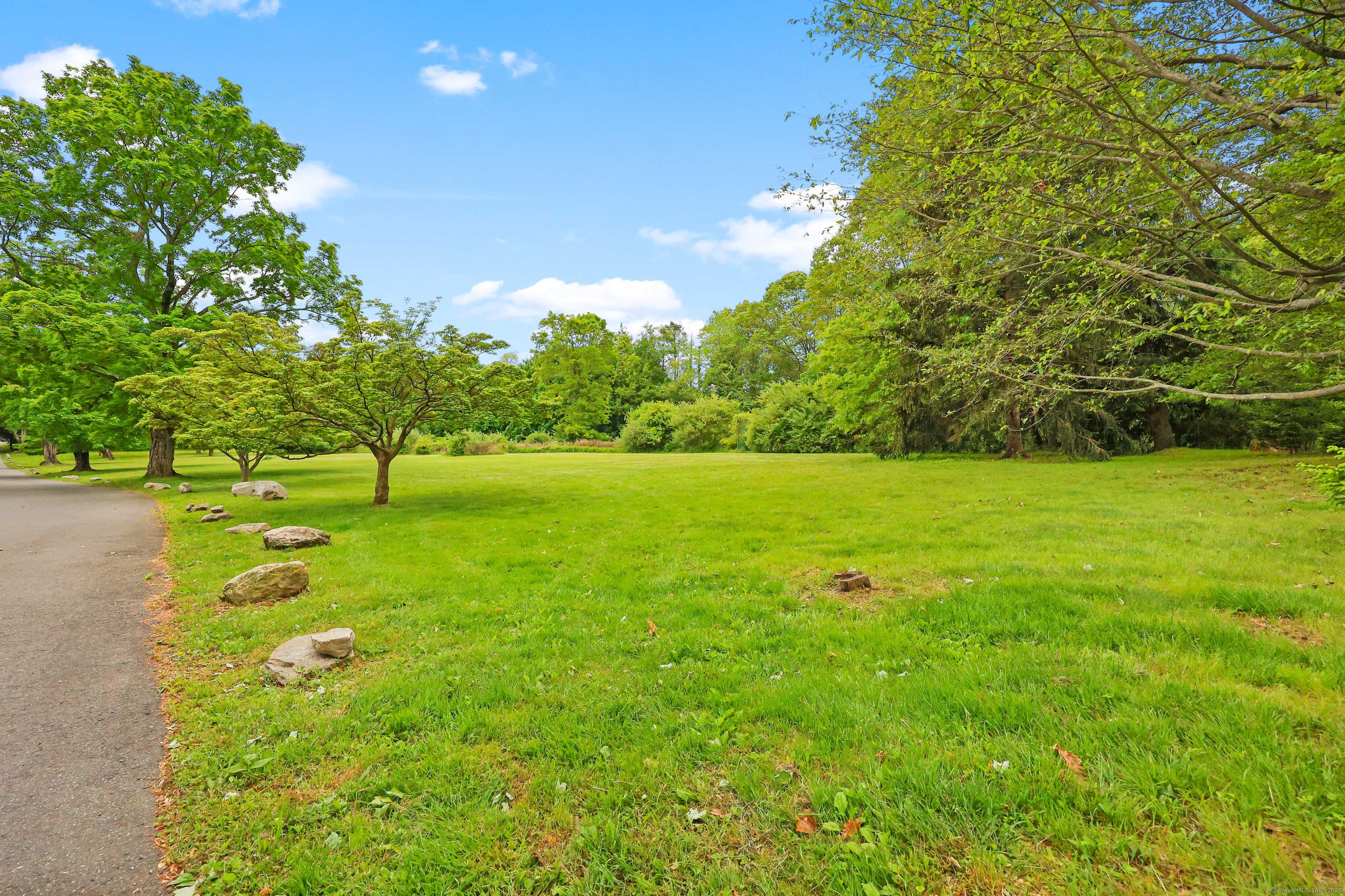 Weston, CT 06883,16 Katydid Lane