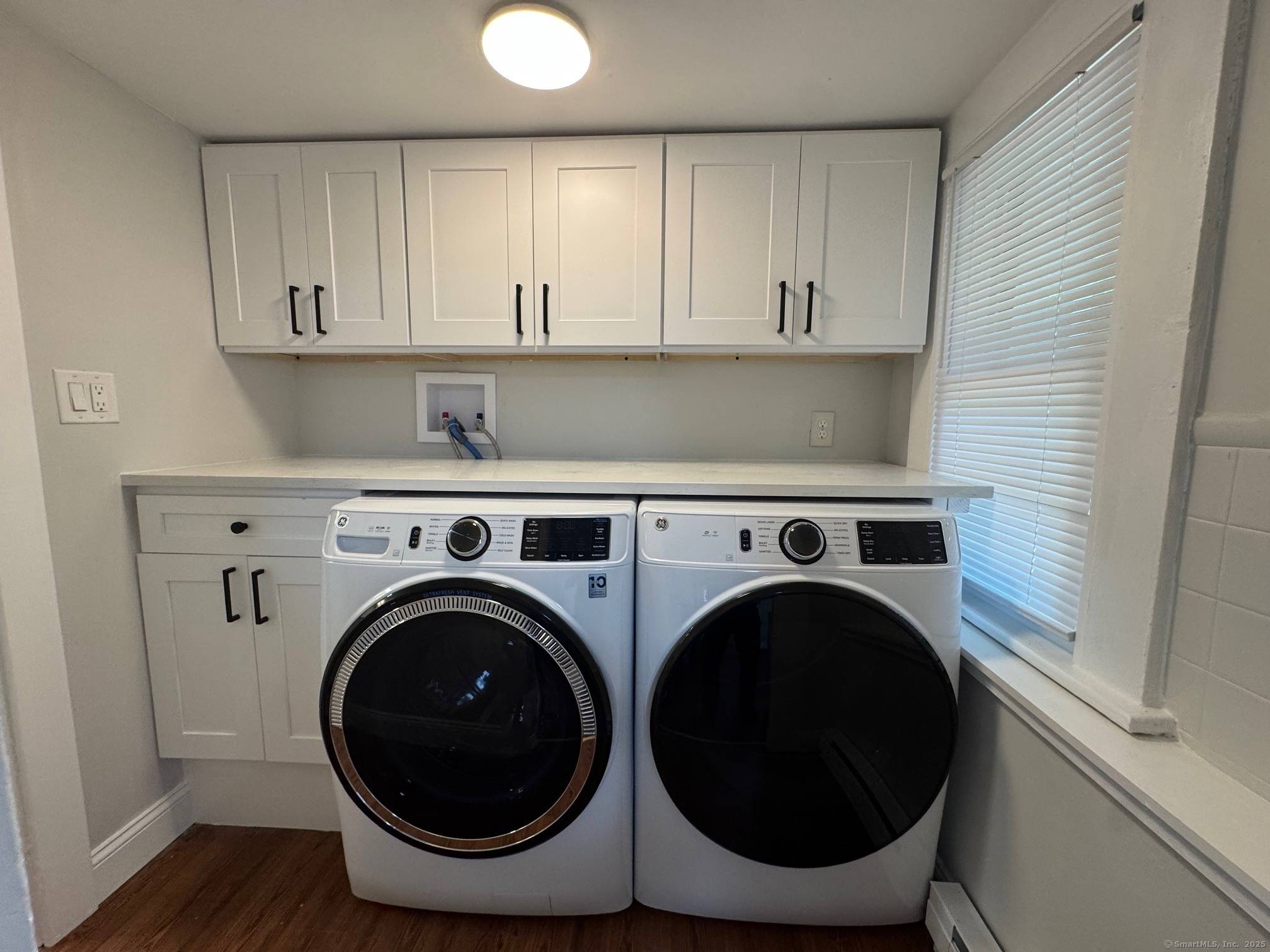 Derby, CT 06418,39 Bank Street #1