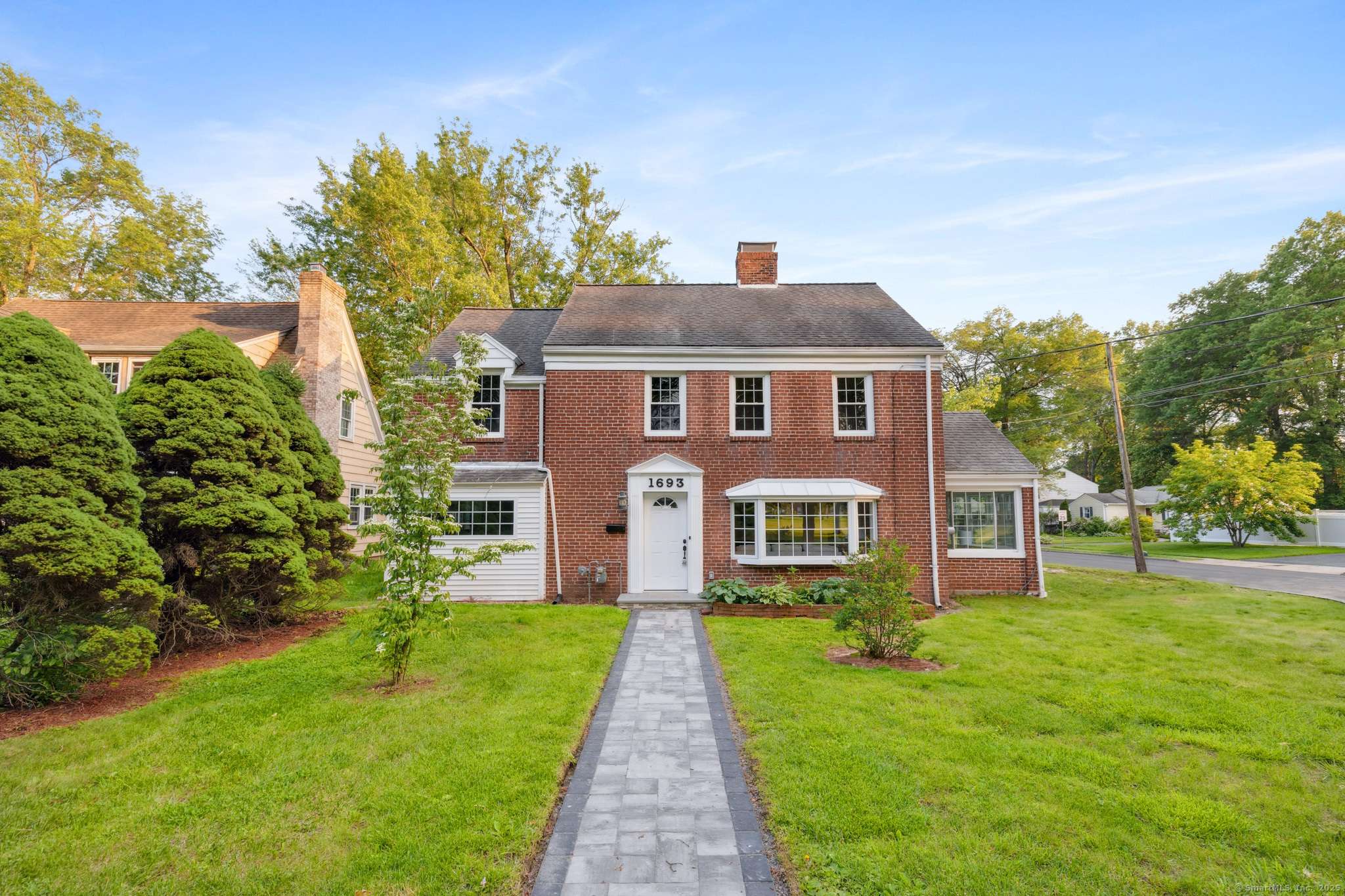 1693 Asylum Avenue, West Hartford, CT 06117