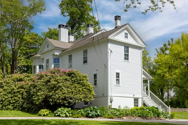 Litchfield, CT 06759,118 South Street