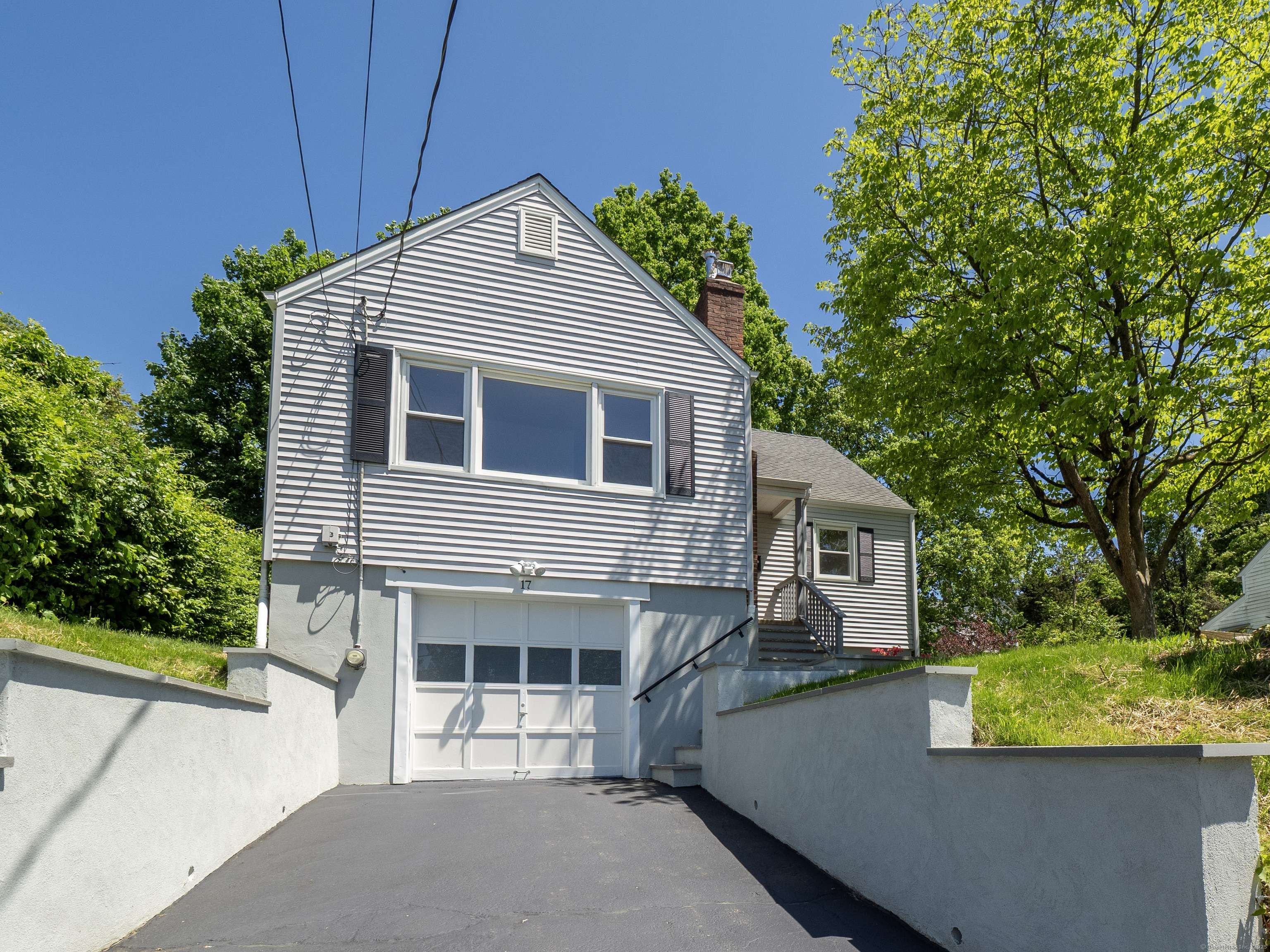 17 Hayes Avenue, Norwalk, CT 06855