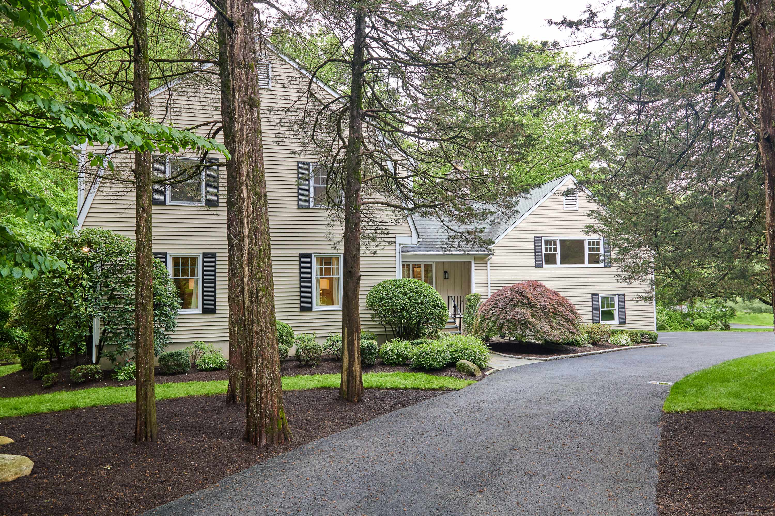 42 Trails End Road, Weston, CT 06883