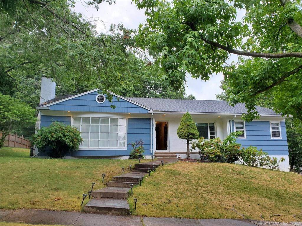65 Stevenson Road, New Haven, CT 06515