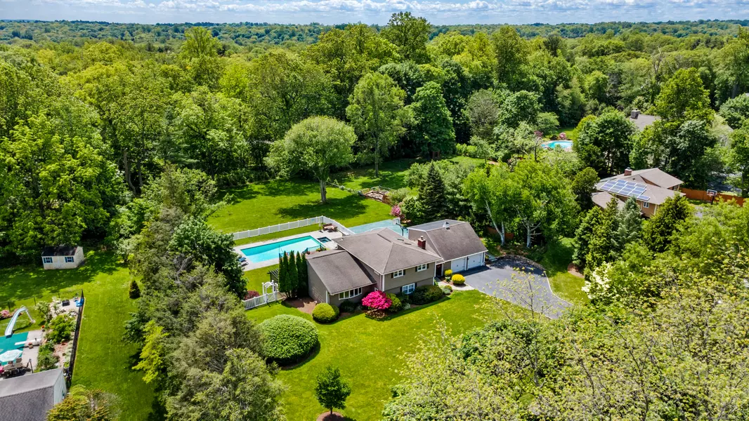 19 Huckleberry Drive South, Norwalk, CT 06850