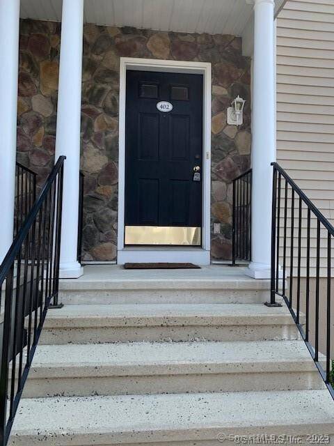 Danbury, CT 06811,15 Scuppo Road #402