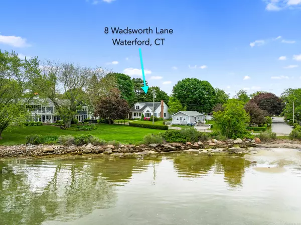 8 Wadsworth Lane, Waterford, CT 06385