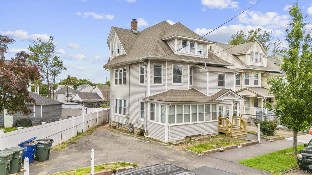 Bridgeport, CT 06608,1227 Noble Avenue