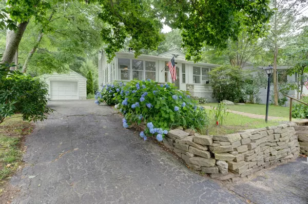 Lebanon, CT 06249,285 Deepwood Drive