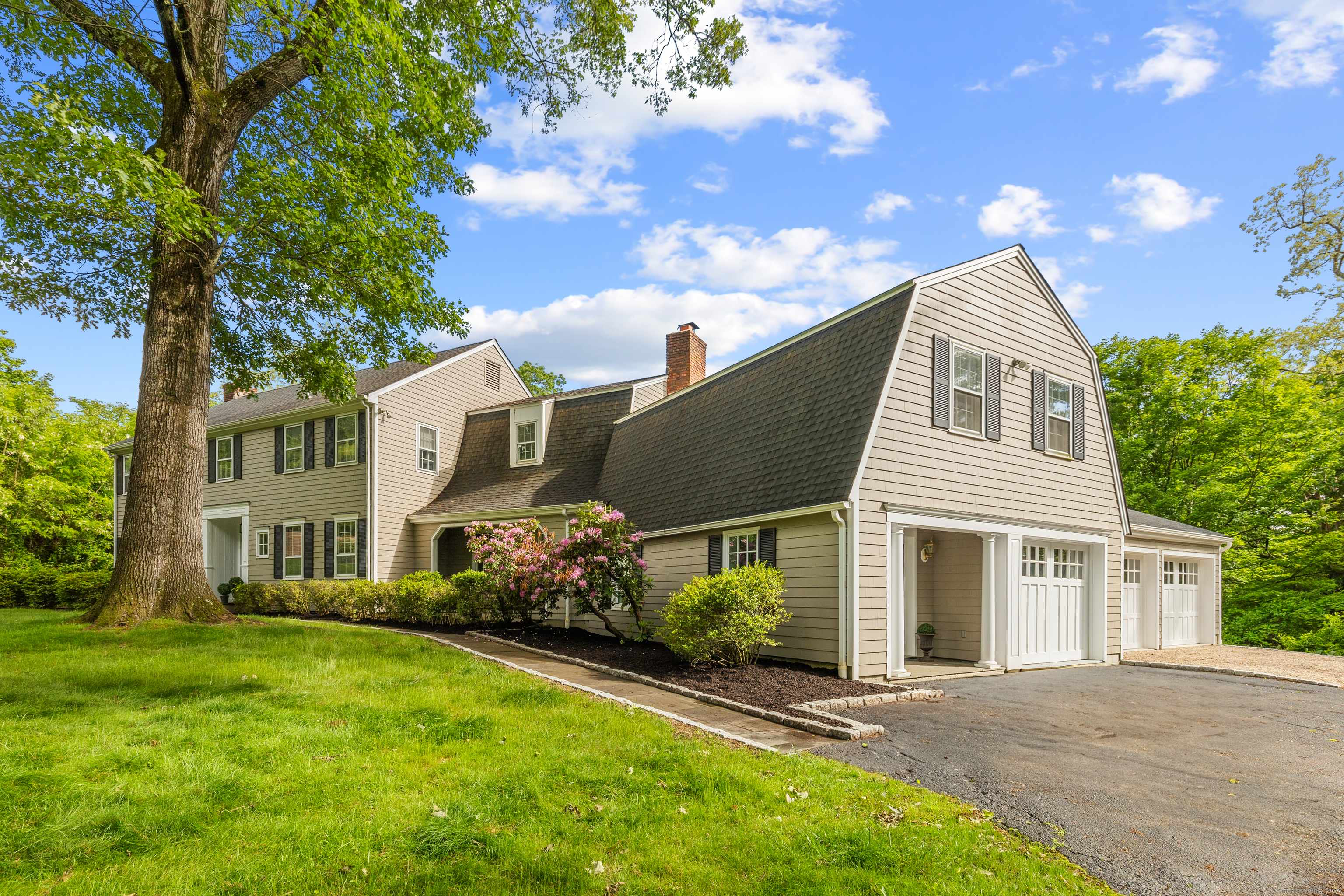 Stamford, CT 06903,47 Ridgecrest Road