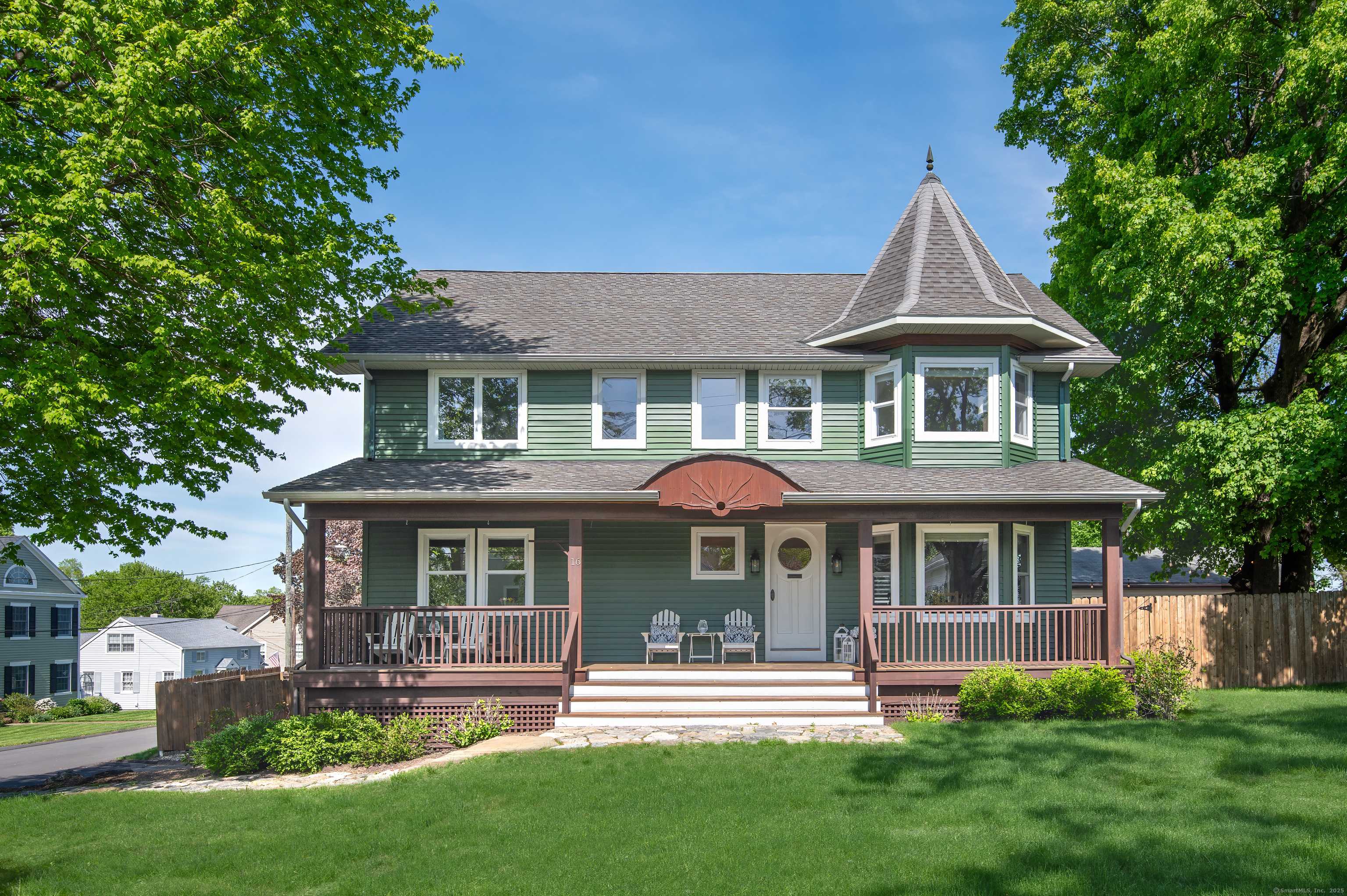 16 Mountain View Avenue, Ridgefield, CT 06877