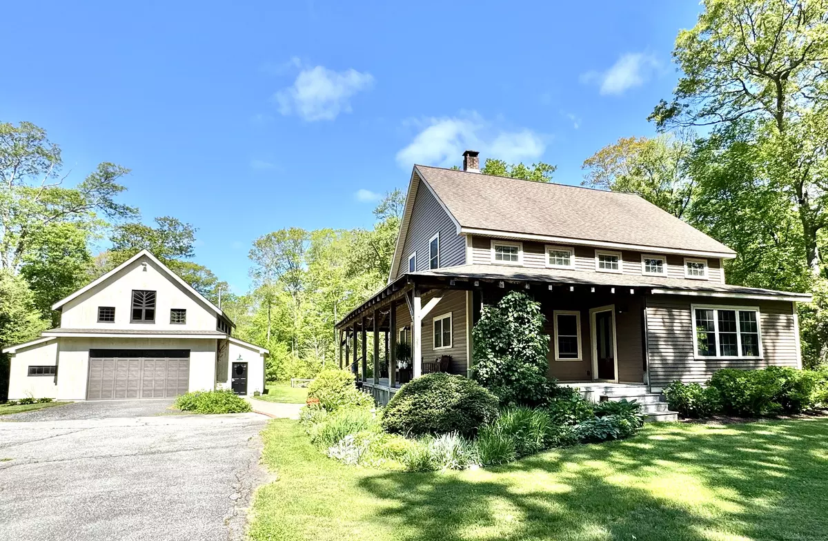 Stonington, CT 06378,297 North Stonington Road