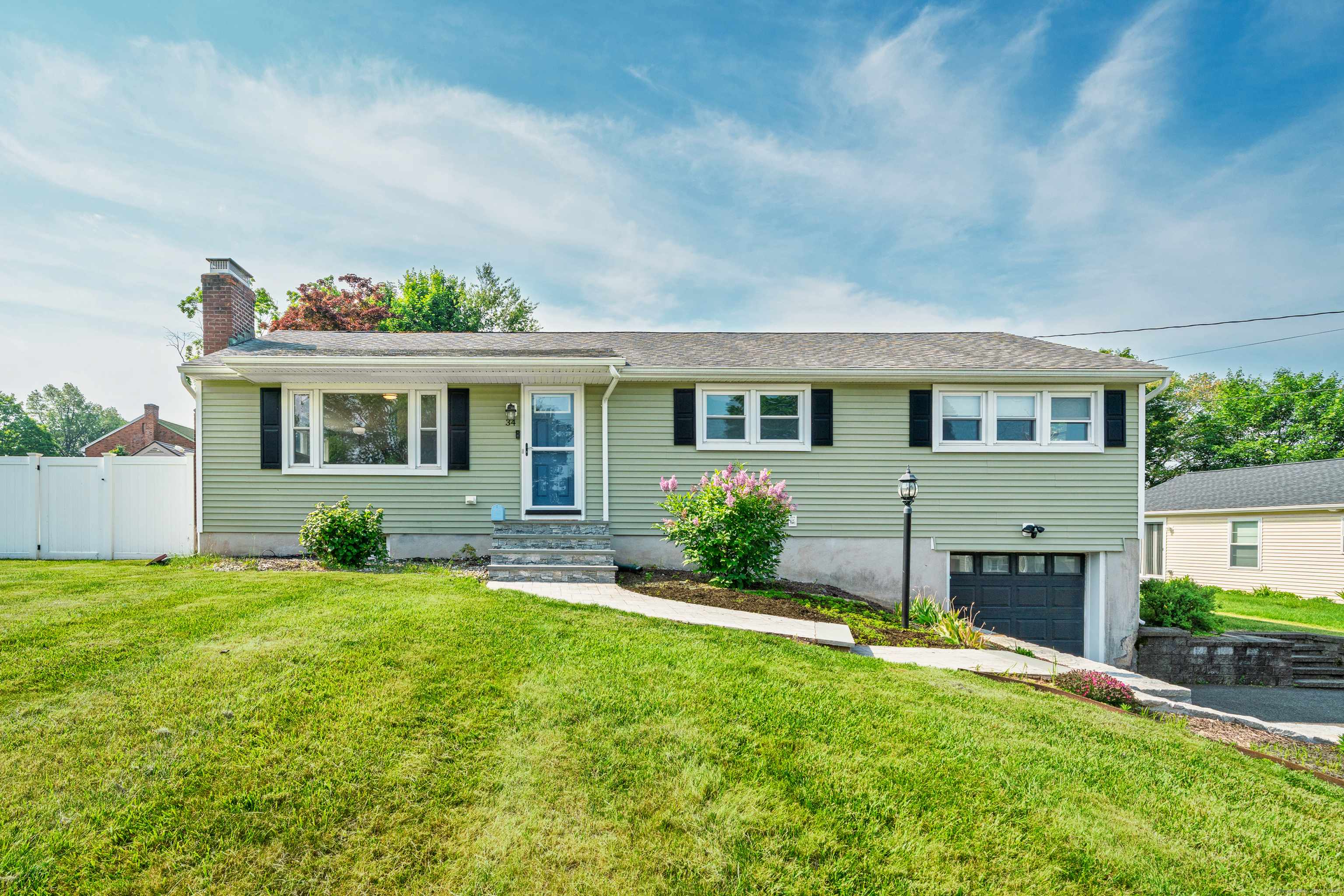 34 Fox Hill Road, Wethersfield, CT 06109