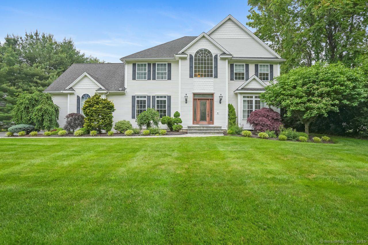 19 Twitchgrass Road, Trumbull, CT 06611