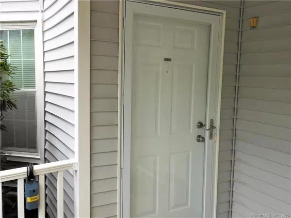 Milford, CT 06461,18 Greenview Lane #18