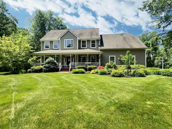 16 Trevor Lane, East Granby, CT 06026