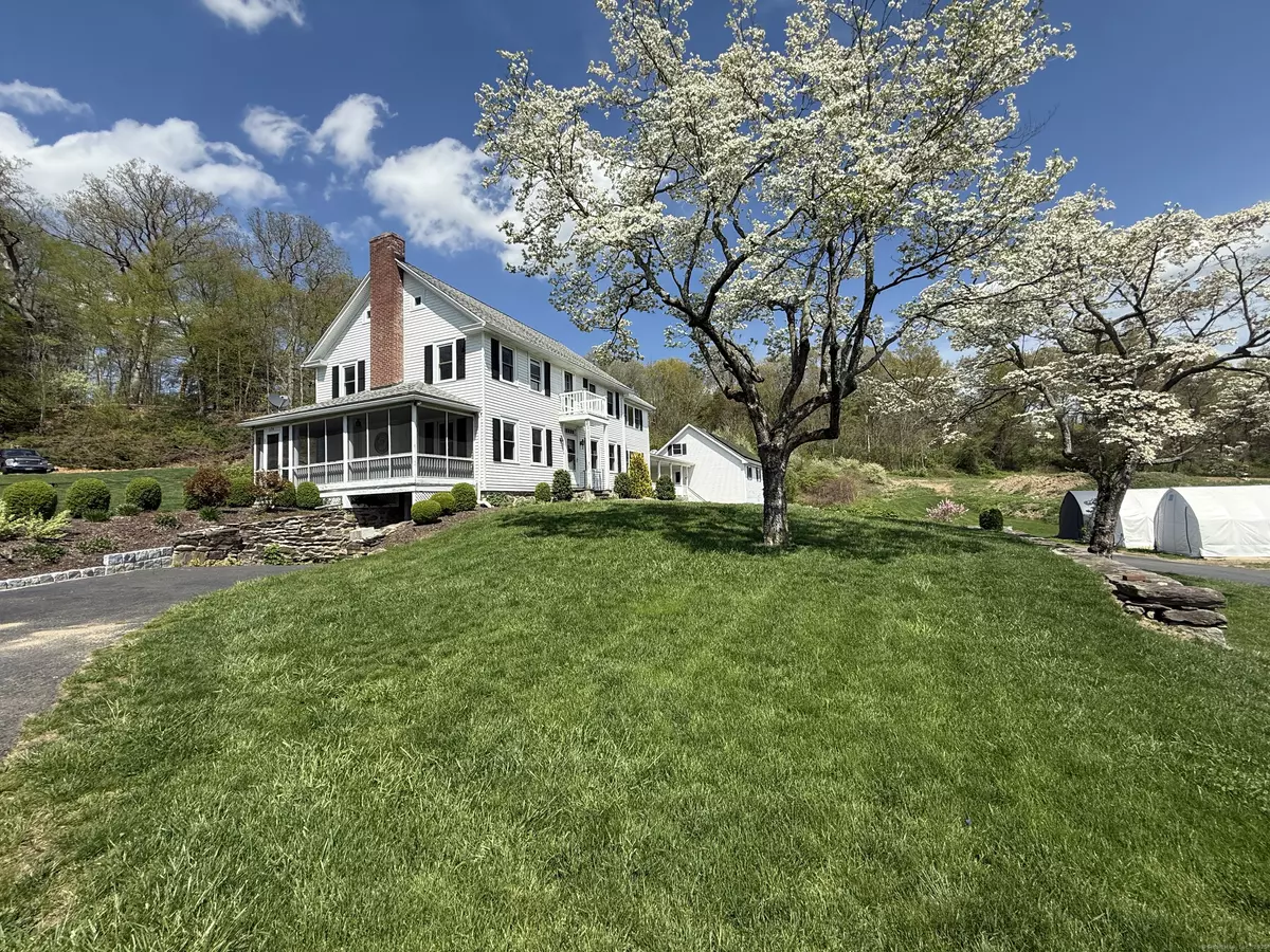 Southbury, CT 06488,124 Purchase Brook Road